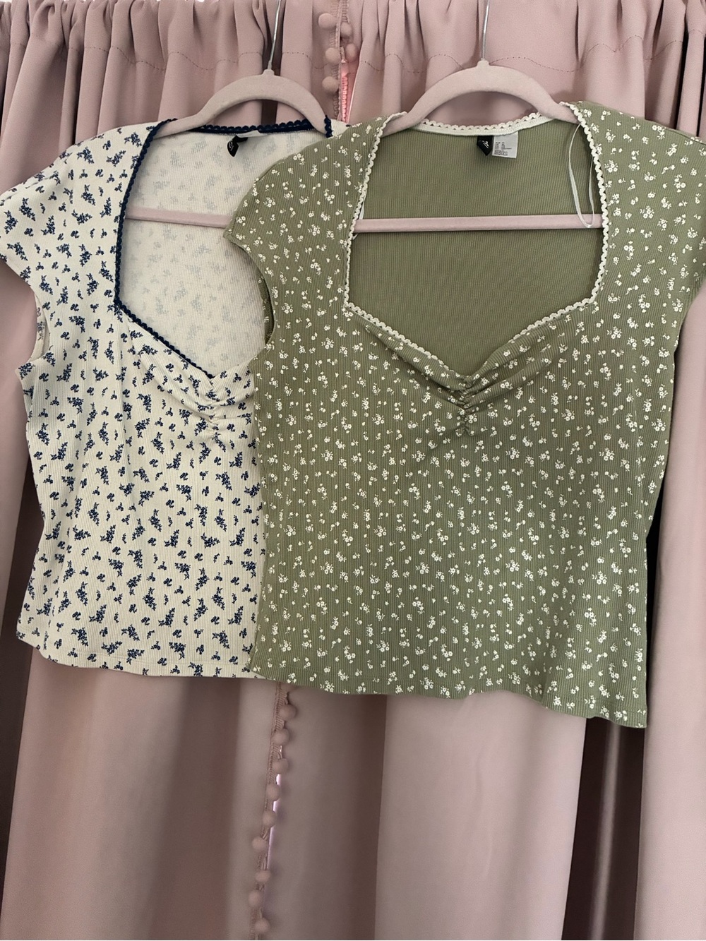 BUNDLE H&M Two Floral Tops